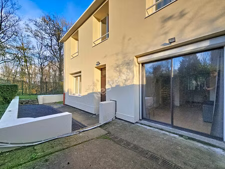 studio avec terrasse sur saint witz