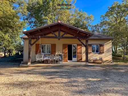 maison à vendre 4 pièces montcabrier (46) maison de 85 m2 sur un terrain de 1 12ha et de b