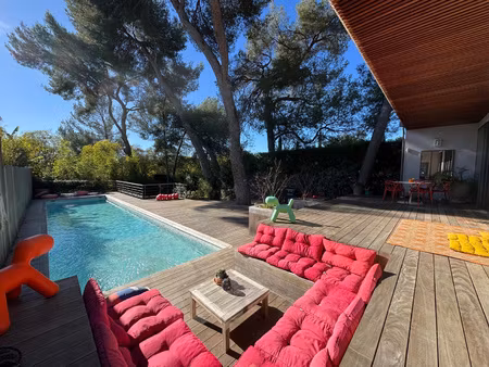 nimes tour magne exceptionnelle maison californienne 160m2 d