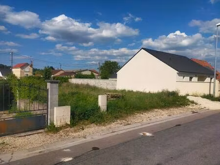 terrain constructible viabilisé à vendre