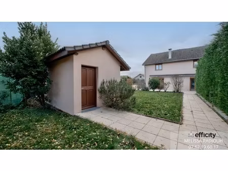 maison 7 pièces - 202 m²