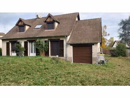 maison saint cyr en val 145m²