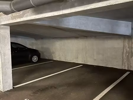 garage parking à vendre saint-sébastien-sur-loire