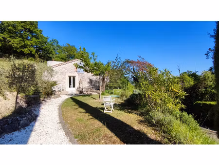 maison en pierre d'env 100 m2 avec vue imprenable sur lauzer