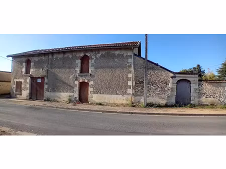 vente maison 3 pièces 225 m² à richelieu (37120)  66 000 €