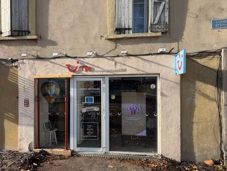 à louer – local commercial – haut du cours sextius