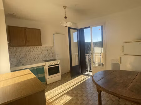 location appartement 3 pièces 54 m² à baraqueville (12160)