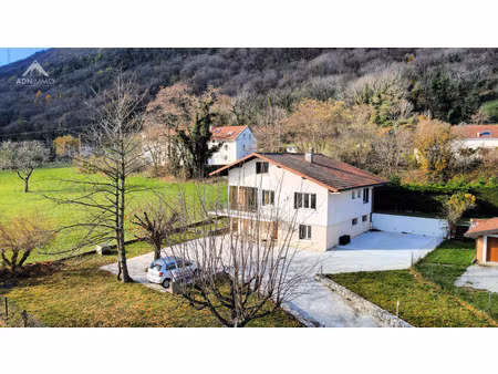 maison 5 pièces 153 m2