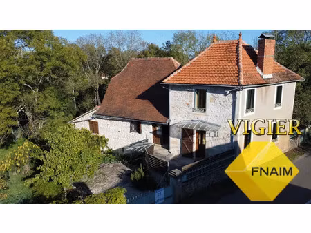 vente maison 5 pièces 110 m² à figeac (46100)  174 900 €