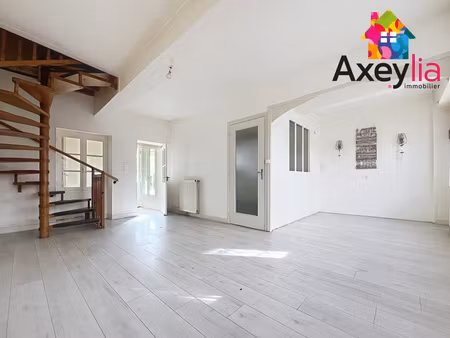 a vendre - marcigny - maison de ville avec terrain