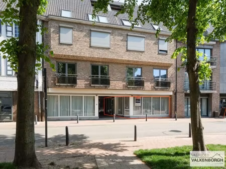 commercieel te koop in diepenbeek met 1 slaapkamer