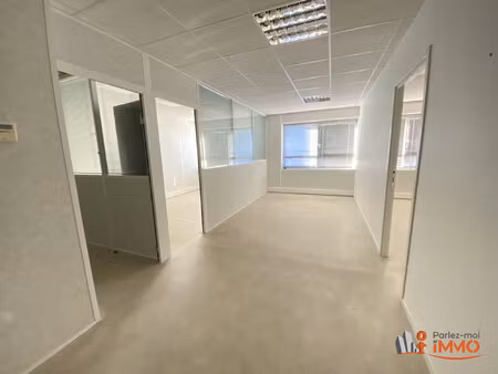 local commercial de 95 m² – zone d'activité de vaux-milieu