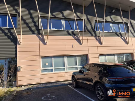 opportunité rare proche lyon : local commercial 95 m² - emplac
