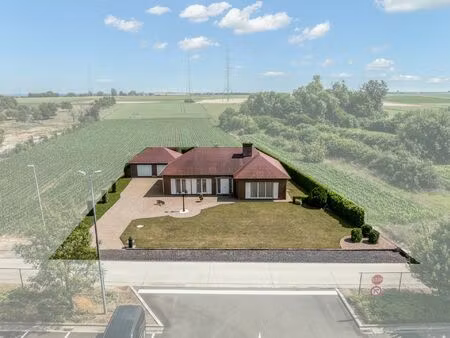 vrijstaande villa op 28a22ca in val-meer