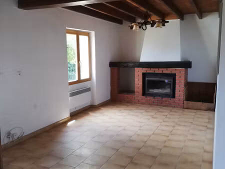 location appartement 4 pièces 101m² hagetmau 40700