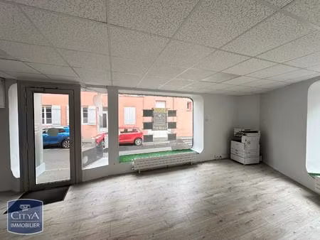 location local commercial 60m² macon 71000