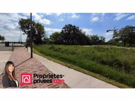 terrain constructible et viabilisé mably 635m2