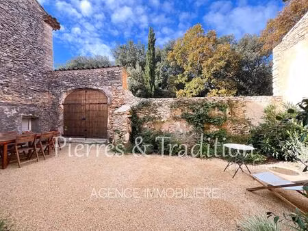 st saturnin les apt  authentique maison de hameau en pierre entièrement rénovée avec cour