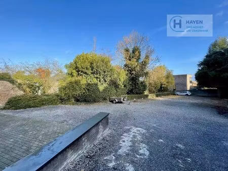 afgesloten parkeerplaatsen te huur – tongersesteenweg 7  tongeren-borgloon