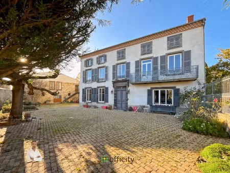 vente maison 9 pièces 260 m² à orsonnette (63340)  309 500 €