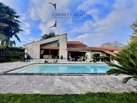 vente maison saintes 17100 - - surface privée