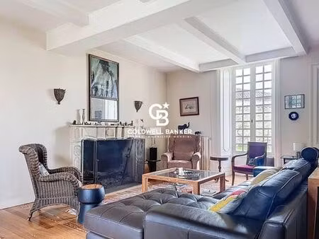 maison de luxe de 7 pièces en vente à cherves-richemont  france