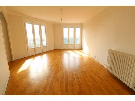 location appartement 4 pièces 86m² nantes 44100