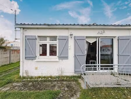 vente maison à saint-gilles-croix-de-vie (85800) : à vendre / 74m² saint-gilles-croix-de-v