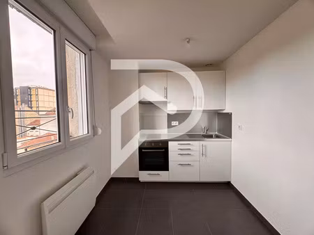 location appartement reims 51100 - - surface privée