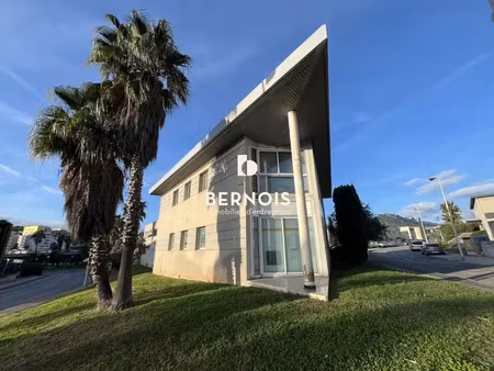 location bureau la valette du var 83160