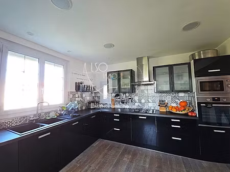vente maison 7 pièces 243.87 m² à l'ile-d'olonne (85340)  694 600 €