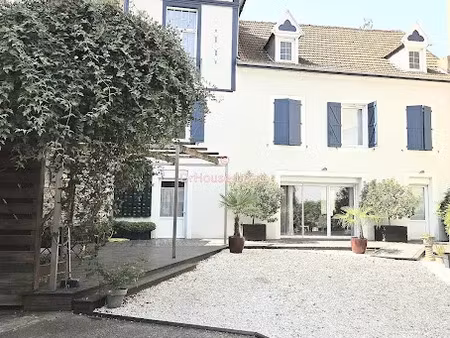 vente maison 7 pièces 261 m² à vichy (03200)  542 000 €