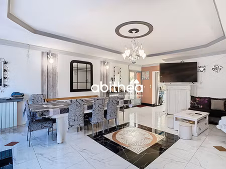 maison de 182 m2 avec des beaux volumes