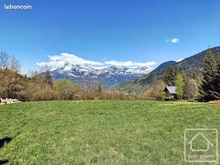 cherche terrain  entrepôt désaffecté ou autres pour association