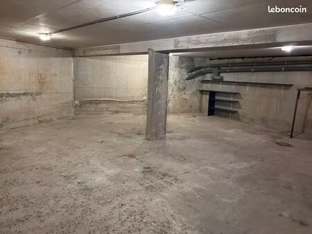local stockage en sous sol