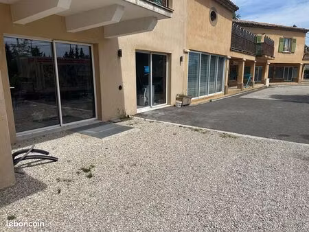 local commercial 60 m² - roquefort les pins - bail tous commerces