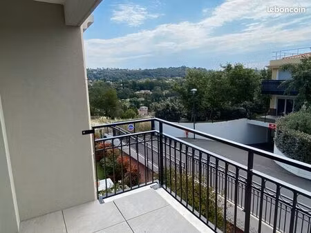 2 pièces la colle sur loup