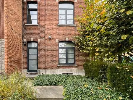 maison 3 façadesavec terrain à bâtir