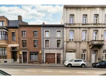 *** plus de visite possible *** maison bel-étage avec garage