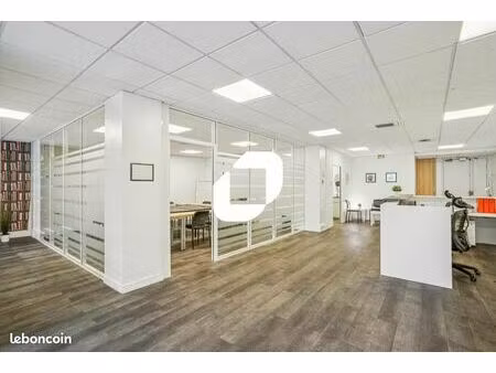 bureaux 160 m²