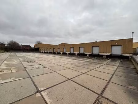 entrepôt à louer à montignies-sur-sambre