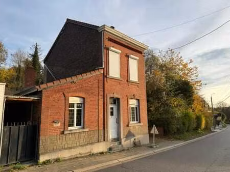 maison d'habitation à rénover avec potentiel