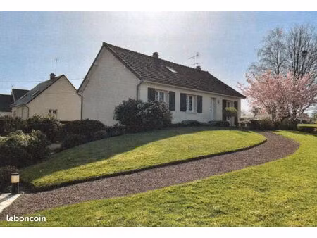 maison thereval proche commerces et du bourg