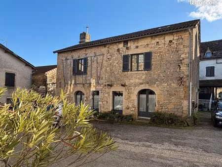 maison 4 pièces 157 m²