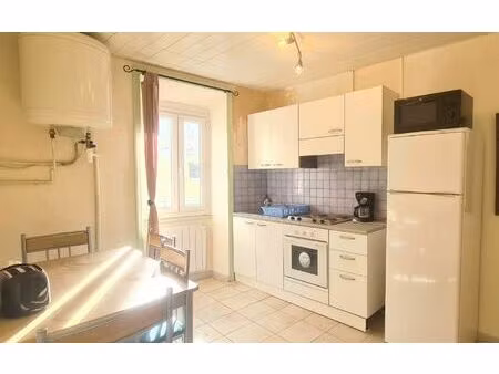 location appartement  m² t-1 à largentière  370 €
