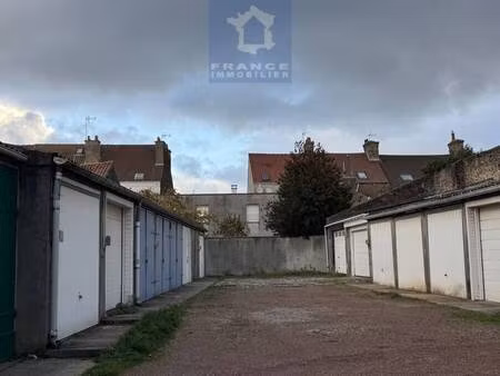 garage/stationnement à louer