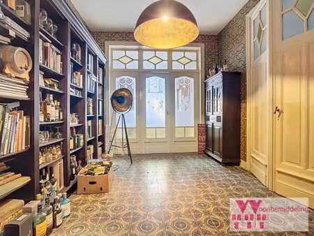 maison avec espace professionnel ou maison familiale très...