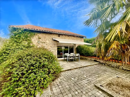 maison à vendre à saint-estèphe (24360) - dordogne