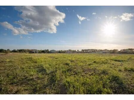 terrain constructible viabilisé à vendre