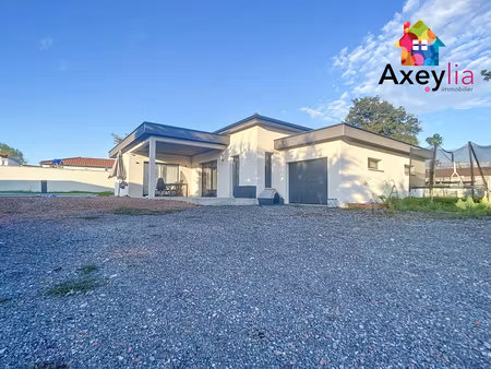 a louer - vougy - maison de plain-pied de 2022 avec trois chambres dont une suite  terrain